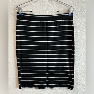 NWT Hedrena Merino Wool Pencil Skirt